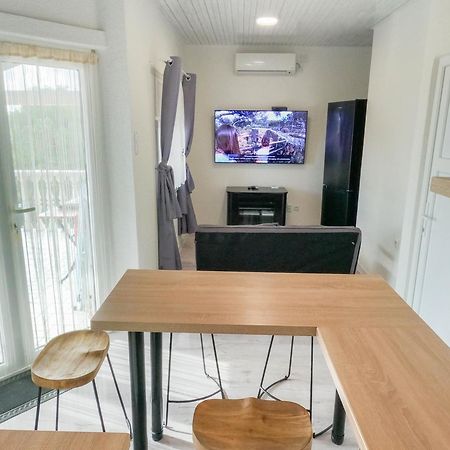 Apartments By The Sea Milna, Vis - 8895 Рукавац Стая снимка