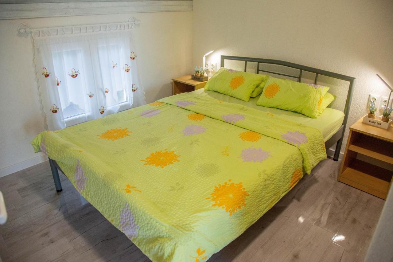 Apartments By The Sea Milna, Vis - 8895 Рукавац Екстериор снимка