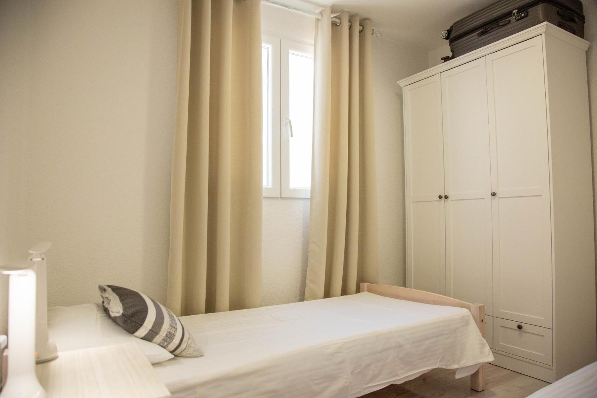 Apartments By The Sea Milna, Vis - 8895 Рукавац Стая снимка